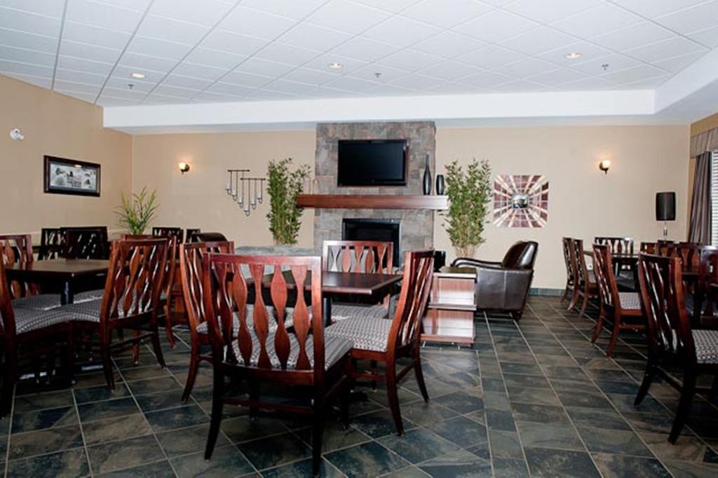 Paradise Inn&Suites Valleyview Bagian luar foto